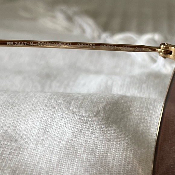 Ray-ban Round Sunglasses - Picture 3 of 4